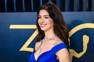 For Anne Hathaway "forty feels like a gift" as she celebrates five years of sobriety