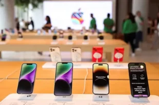 Apple lost top phone maker spot to Samsung as iPhone shipments decline, IDC says
