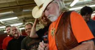 Dickey Betts co-founder of the Allman Brothers Band has died at the age of 80