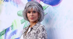 Jane Fonda's advice to people who are depressed about the future Get involved