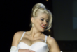 Dannielynn Birkhead channels mom Anna Nicole Smith at the Kentucky Derby