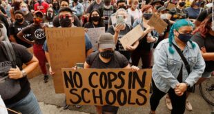 How some schools end protests without a massive police operation