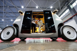 Chinese-made driverless minibuses to hit Italian roads